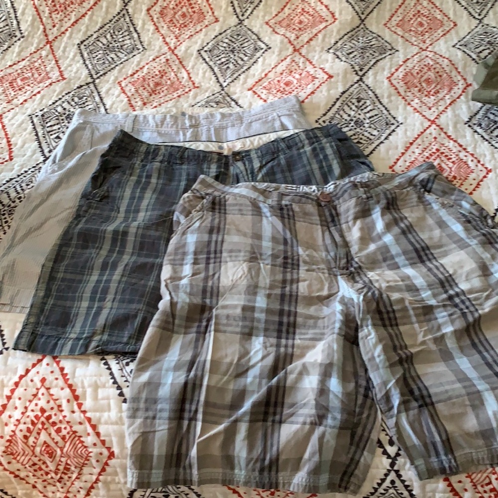 3 men’s shorts